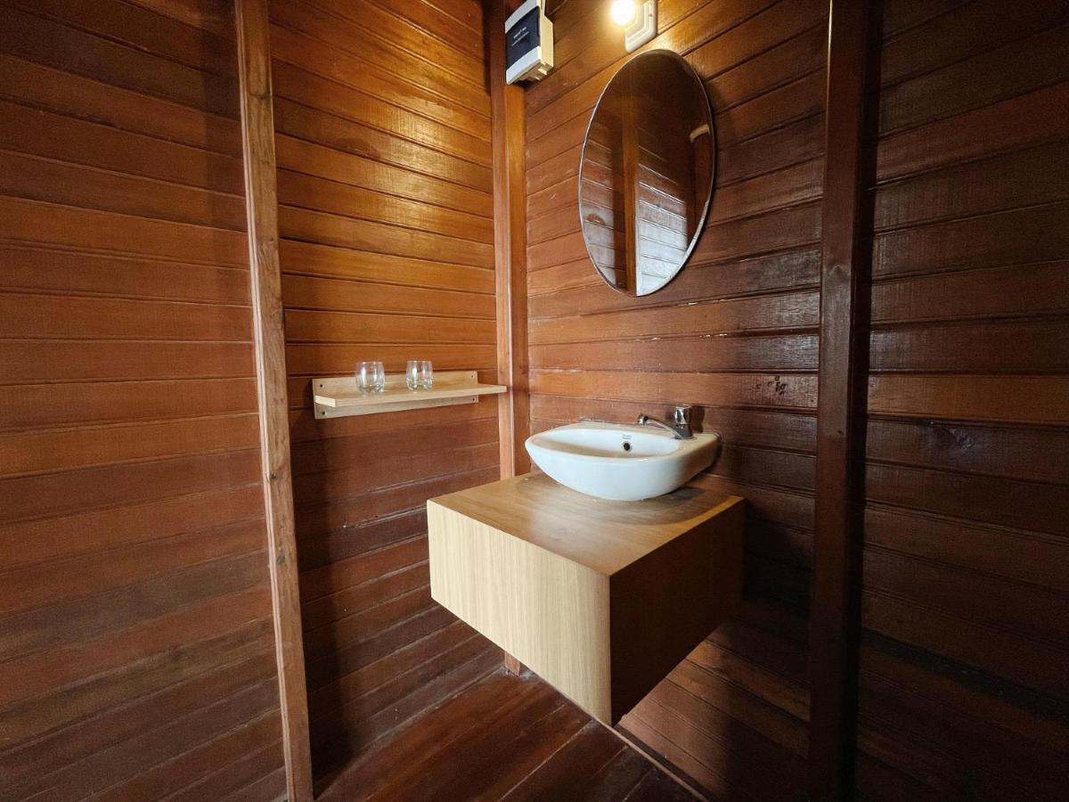 Azana Essence Villa Tabitha Lombok Bumbang Εξωτερικό φωτογραφία